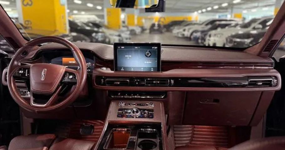 Lincoln Aviator 