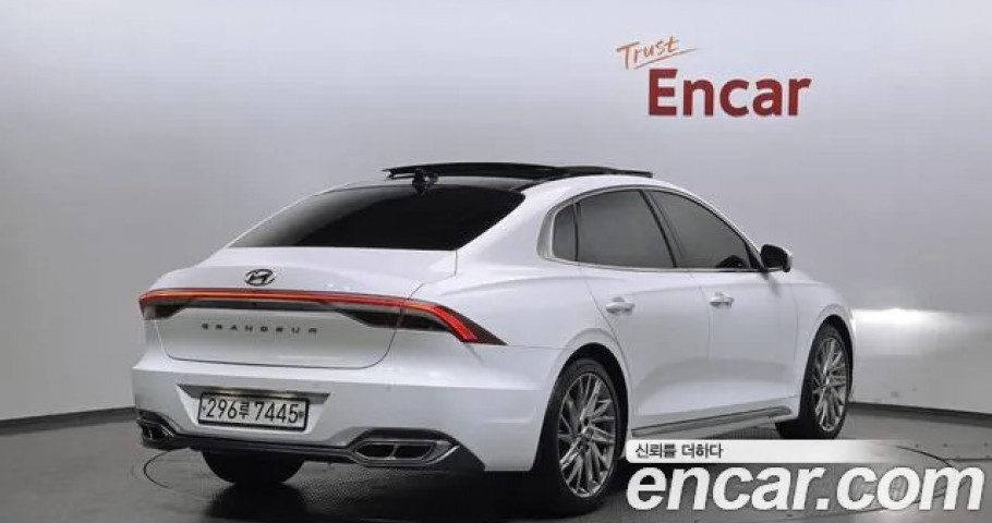 Hyundai Grandeur 