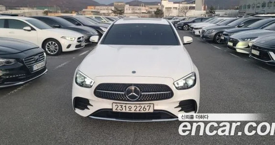 Mercedes-Benz E-Class 