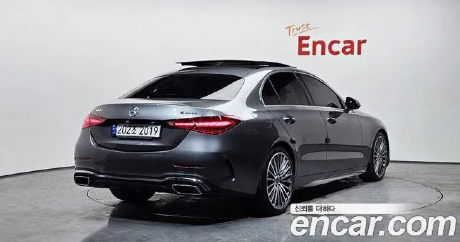 Mercedes-Benz C-Class 