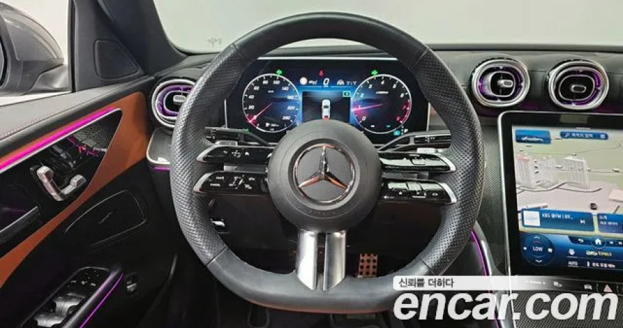 Mercedes-Benz C-Class 