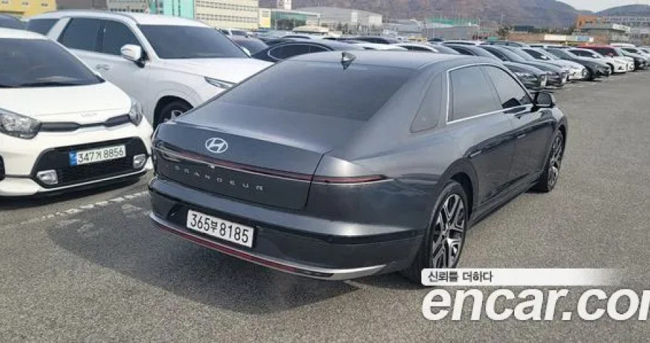 Hyundai Grandeur 