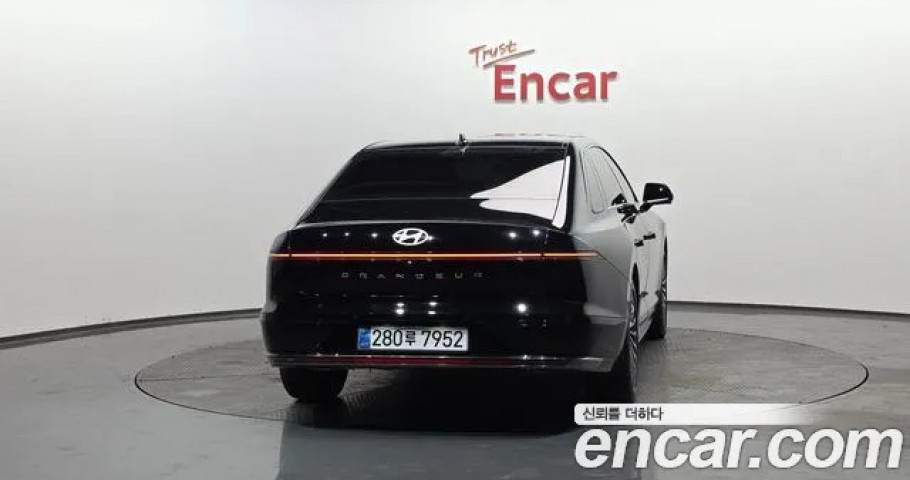 Hyundai Grandeur 