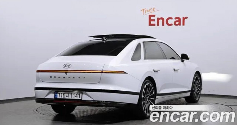 Hyundai Grandeur 