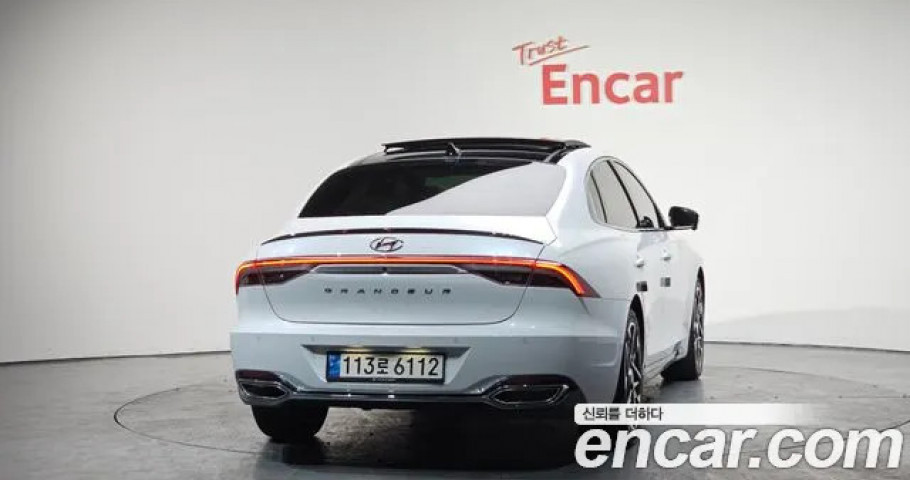 Hyundai Grandeur 