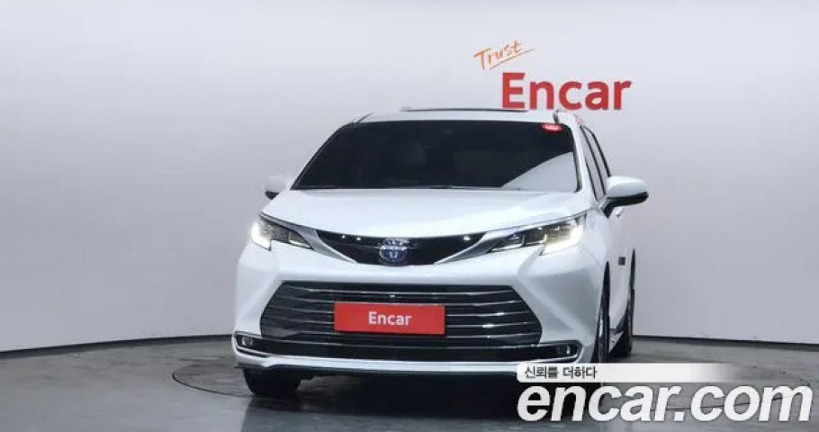 Toyota Sienna 
