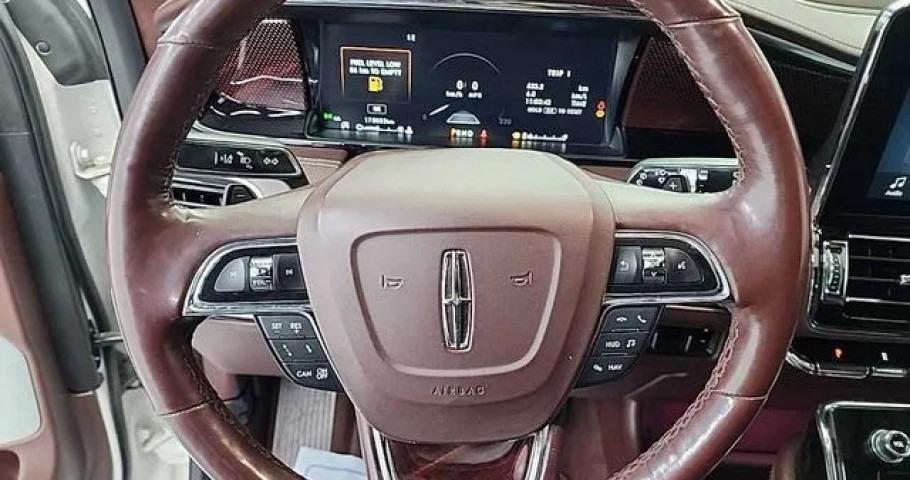 Lincoln Navigator 