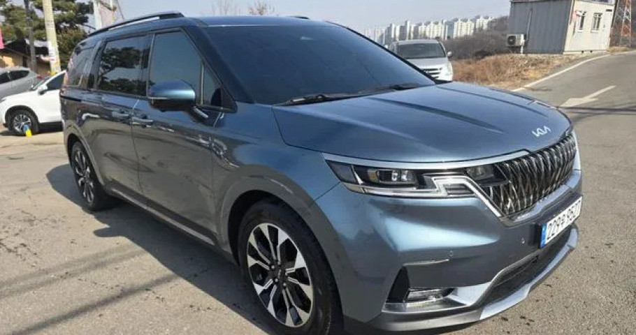 Kia Carnival 