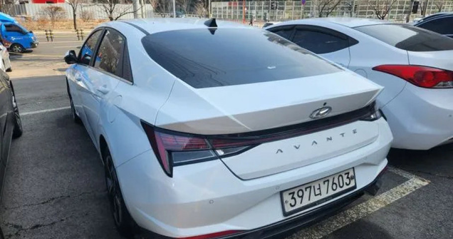 Hyundai Avante 