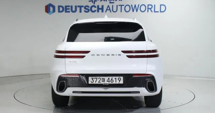 Genesis Gv70 