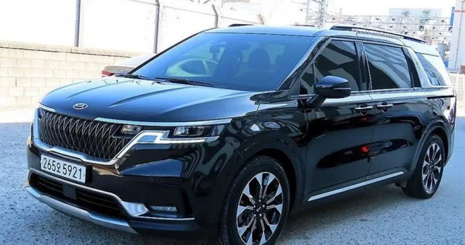 Kia Carnival 