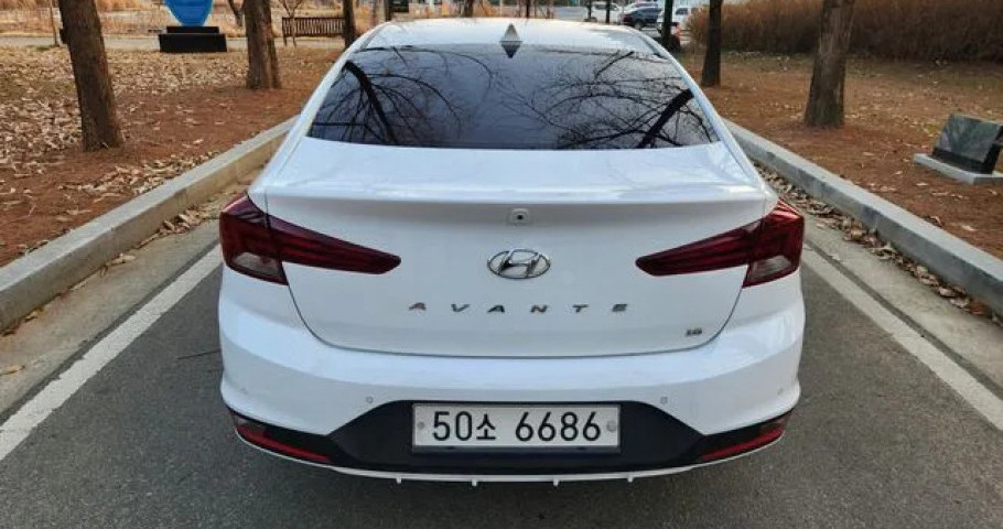 Hyundai Avante 