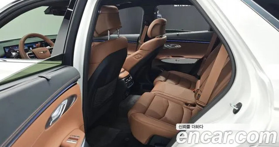 Genesis Gv70 