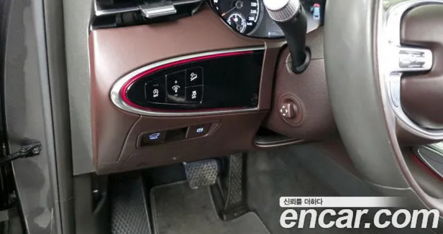 Genesis Gv70 
