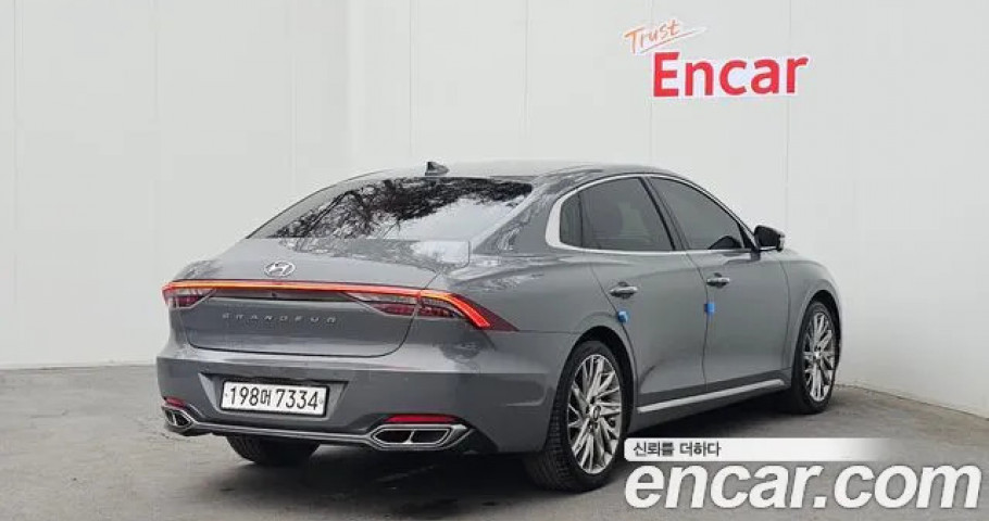 Hyundai Grandeur 
