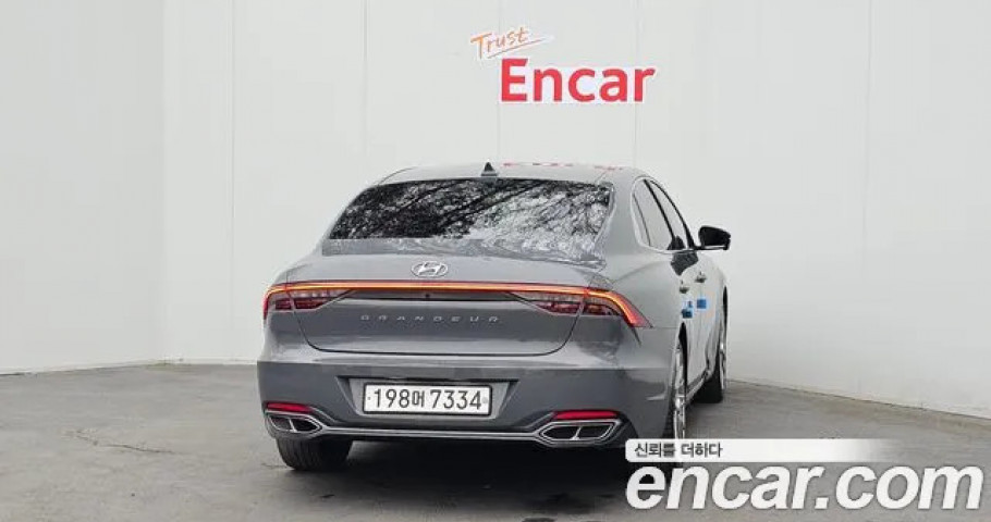 Hyundai Grandeur 