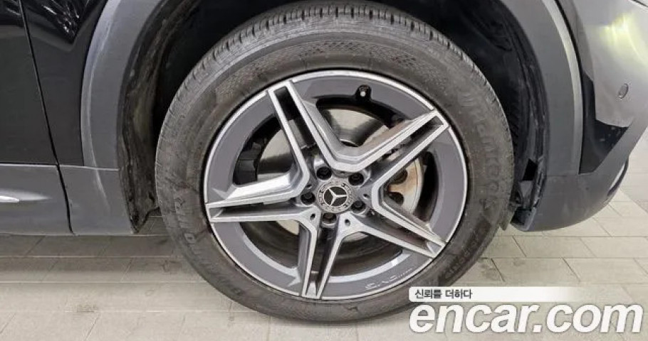 Mercedes-Benz Glb-Class 