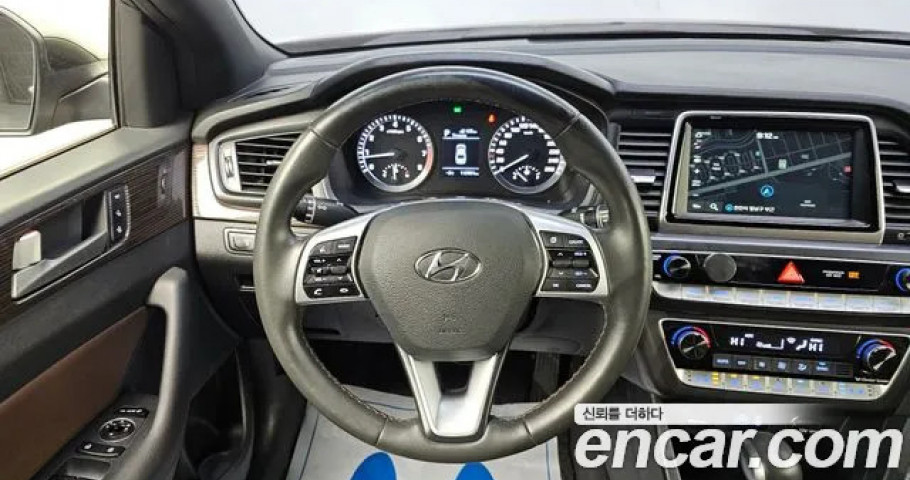 Hyundai Sonata 