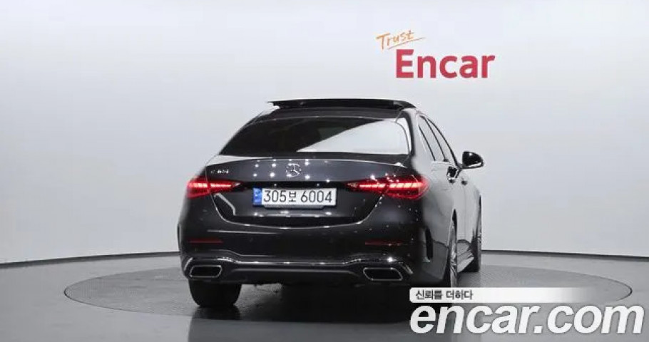 Mercedes-Benz C-Class 