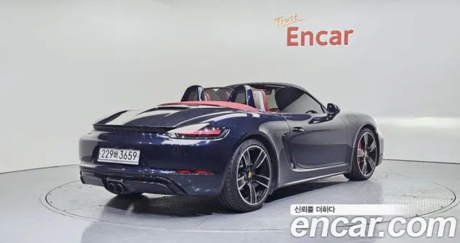 Porsche 718 