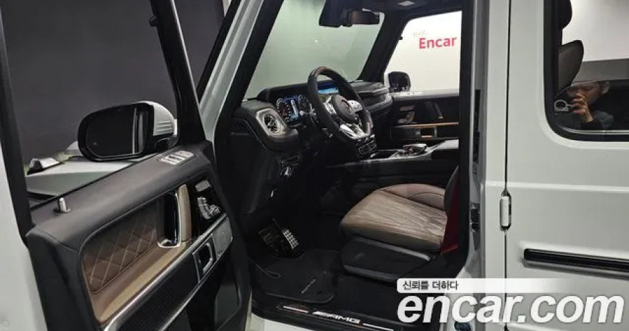 Mercedes-Benz G-Class 