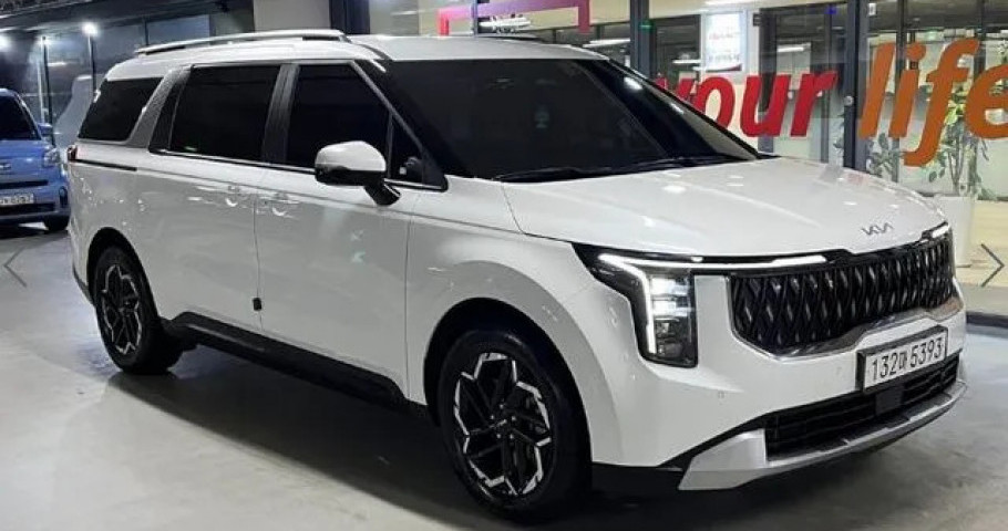 Kia Carnival 