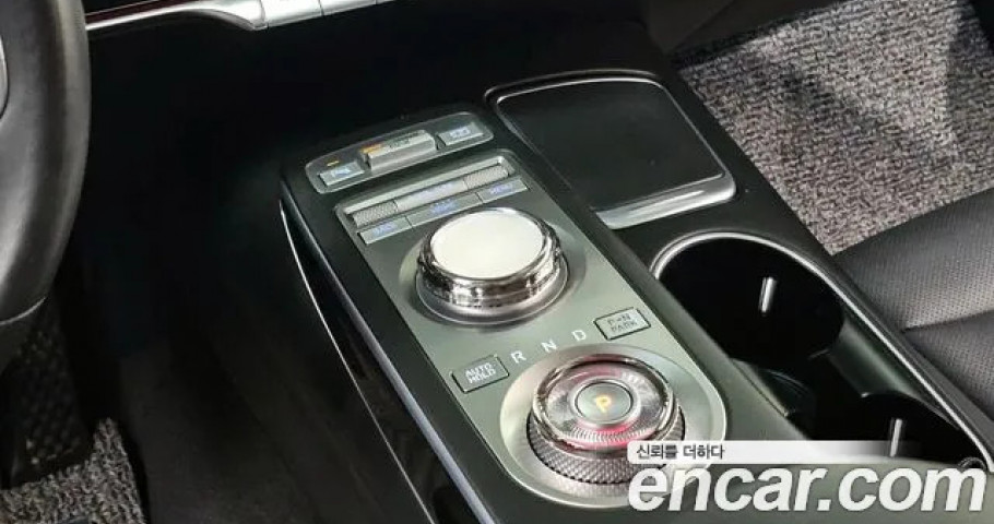 Genesis Gv70 