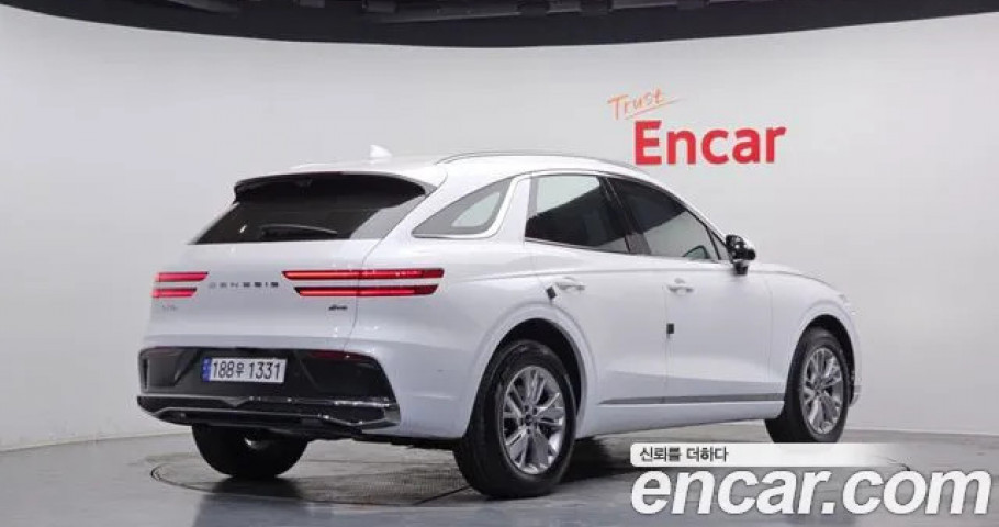 Genesis Gv70 