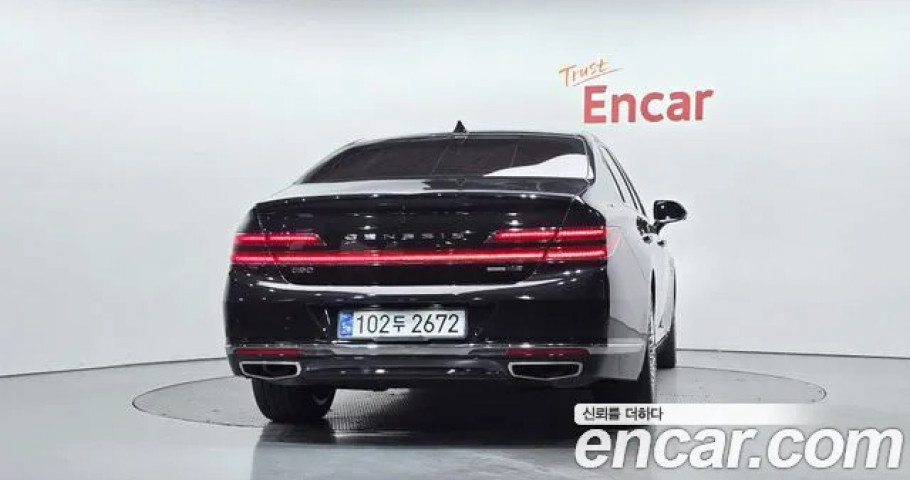 Genesis G90 