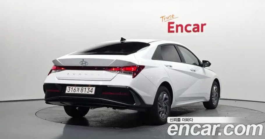 Hyundai Avante (Elantra) 