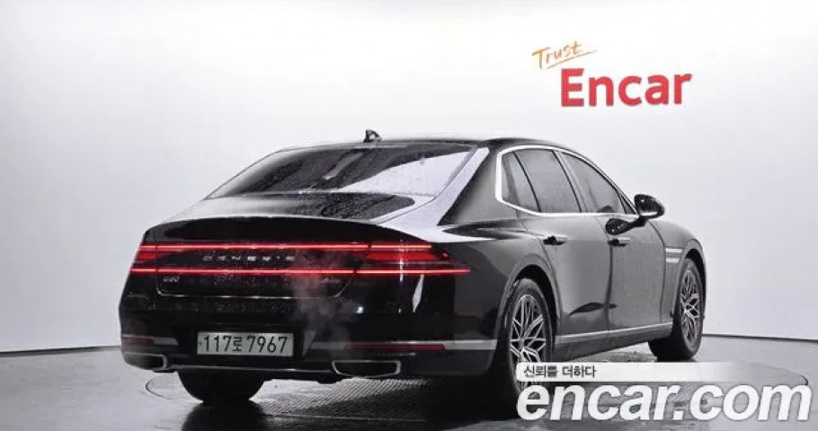 Genesis G90 