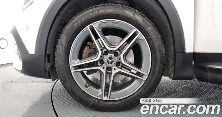 Mercedes-Benz Glb-Class 