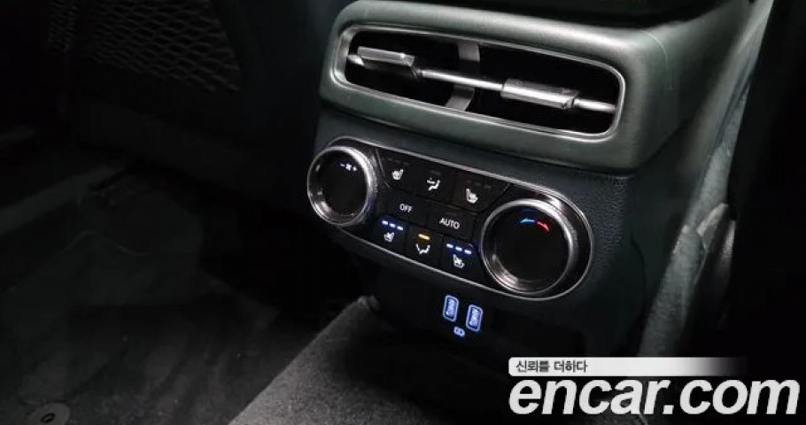 Genesis Gv70 