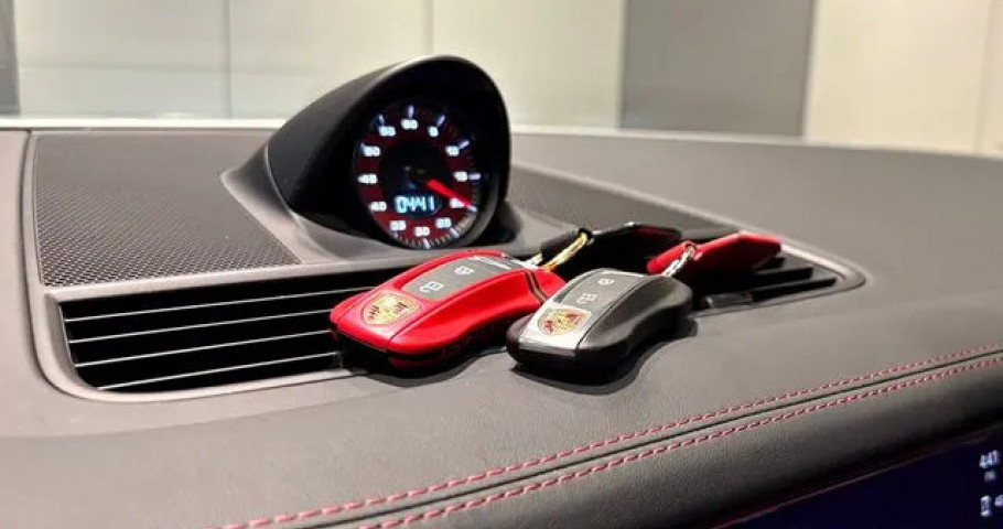 Porsche Panamera 