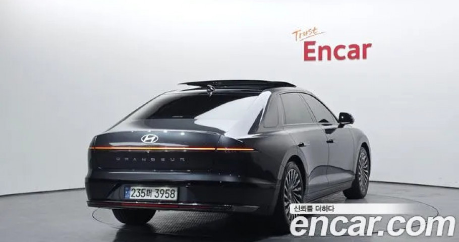 Hyundai Grandeur 