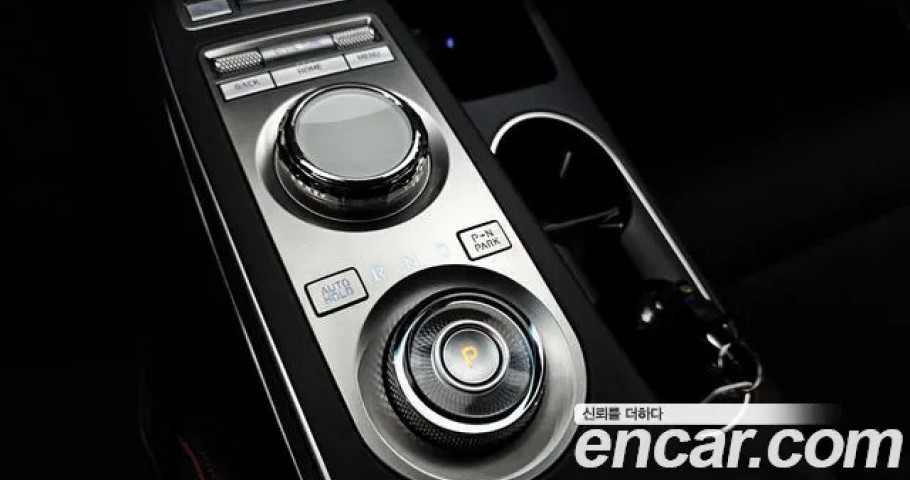 Genesis Gv70 
