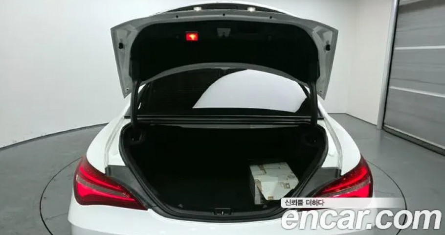 Mercedes-Benz Cla-Class 