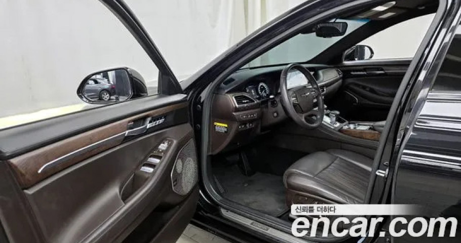 Genesis G90 