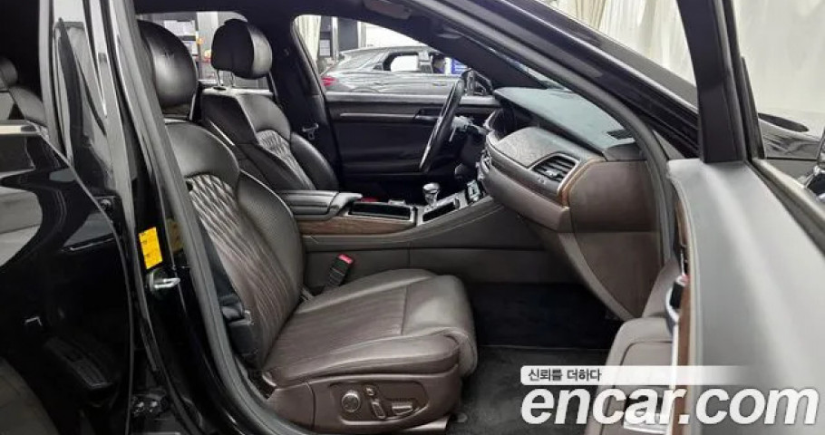 Genesis G90 