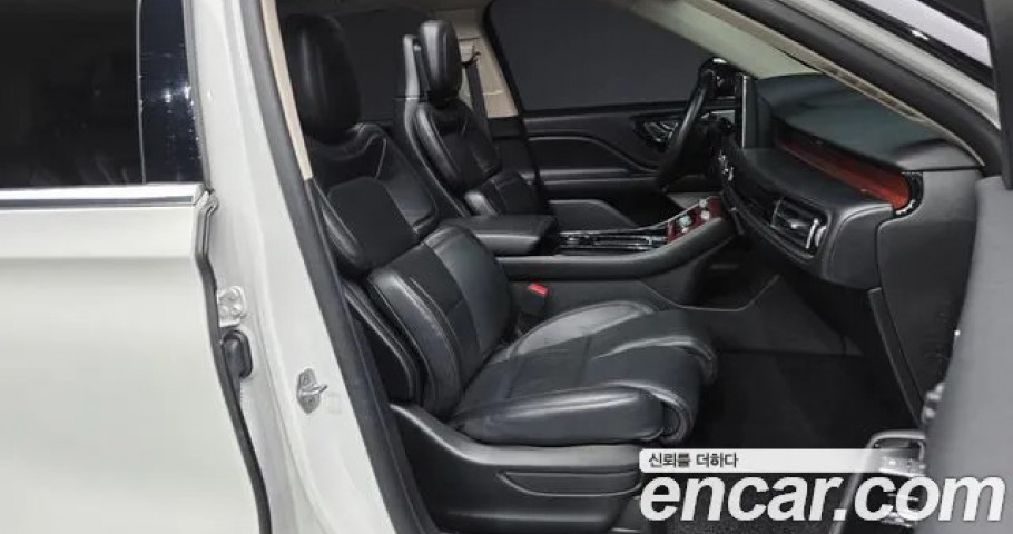 Lincoln Aviator 