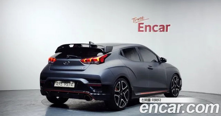 Hyundai Veloster 
