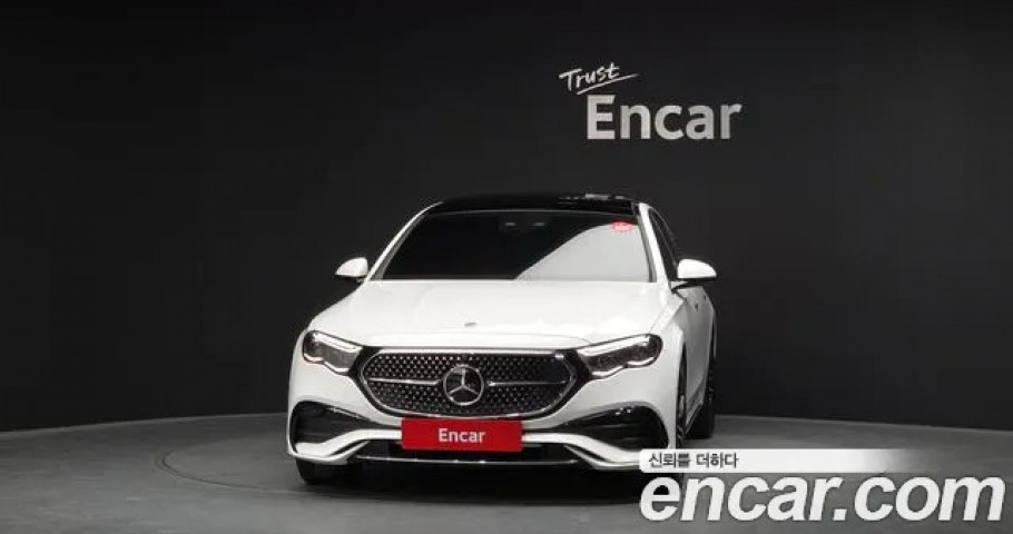 Mercedes-Benz E-Class 