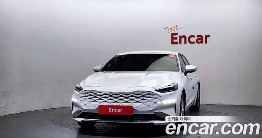 Kia K8 
