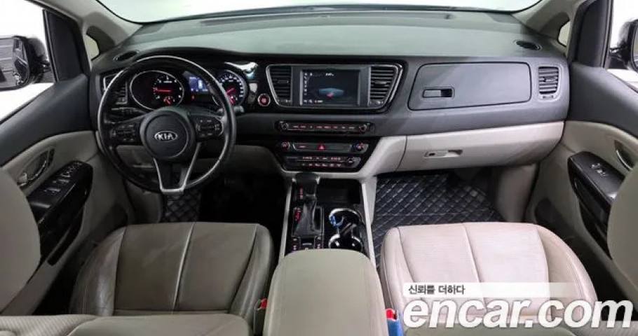 Kia Carnival 