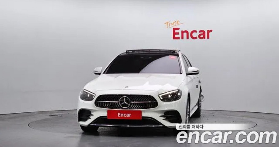 Mercedes-Benz E-Class 