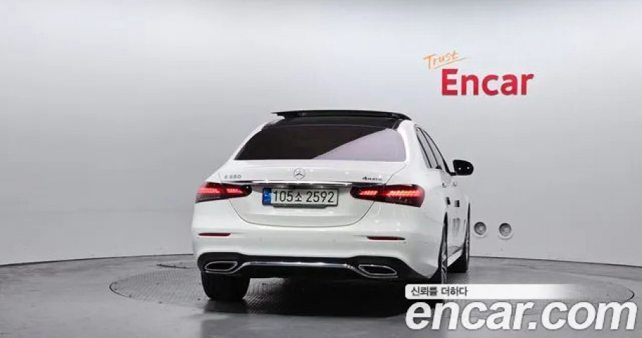 Mercedes-Benz E-Class 