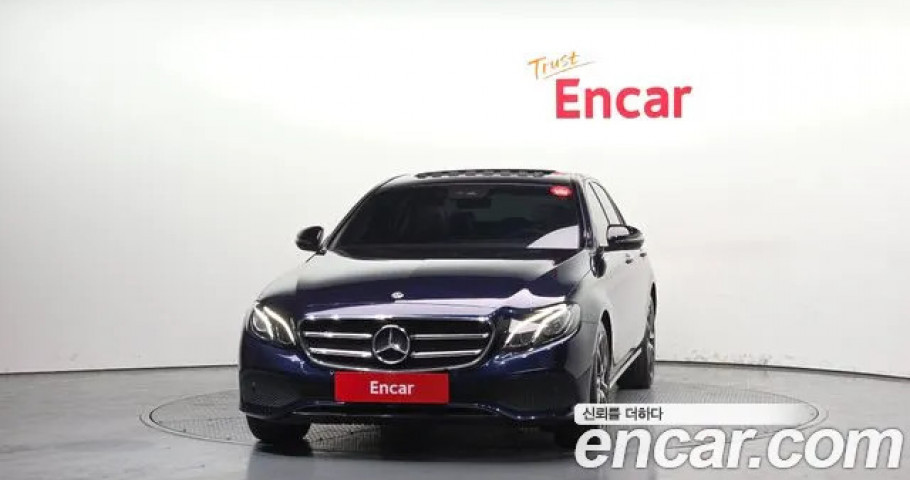 Mercedes-Benz E-Class 
