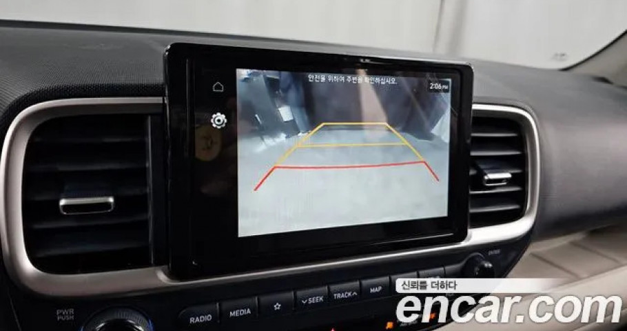 Hyundai Venue 