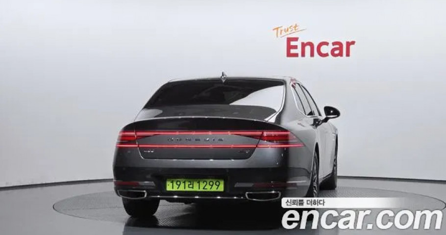 Genesis G90 