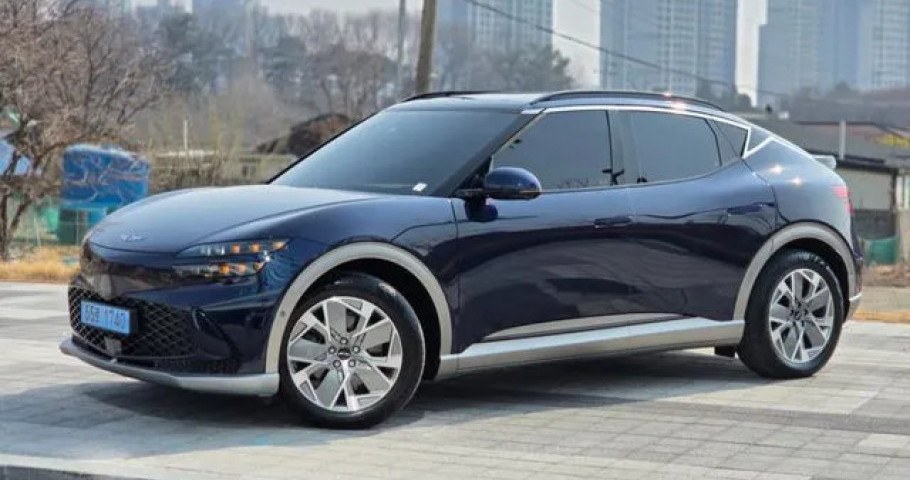 Genesis Gv60 